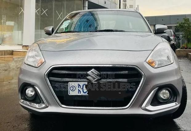 Suzuki Dzire 2022 Silver