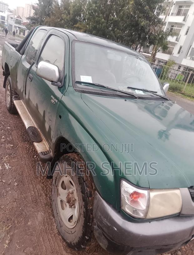 Toyota Hilux 2.5 Cab 2005 Green