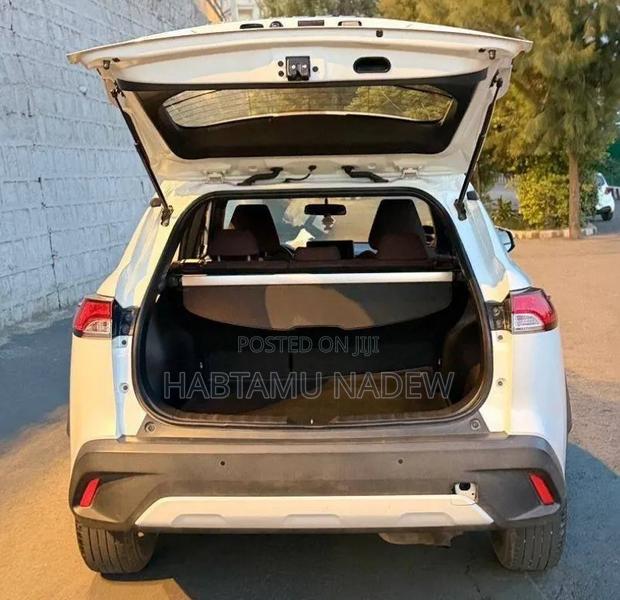 Toyota Corolla Cross 2022 White