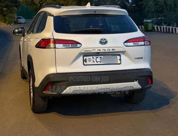 Toyota Corolla Cross 2022 White