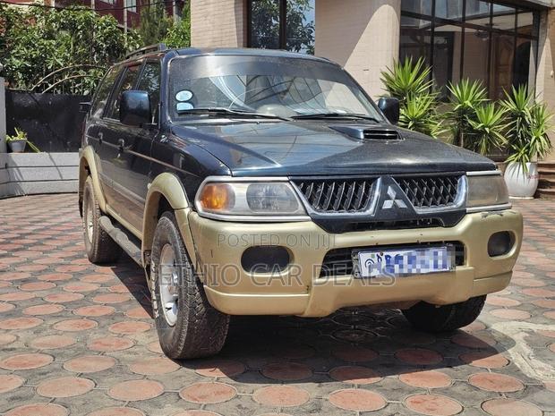 Mitsubishi Pajero 2008 Blue