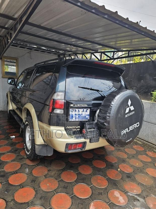 Mitsubishi Pajero 2008 Blue