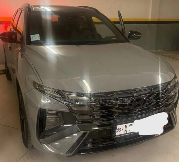 Hyundai Tucson 2025 Gray
