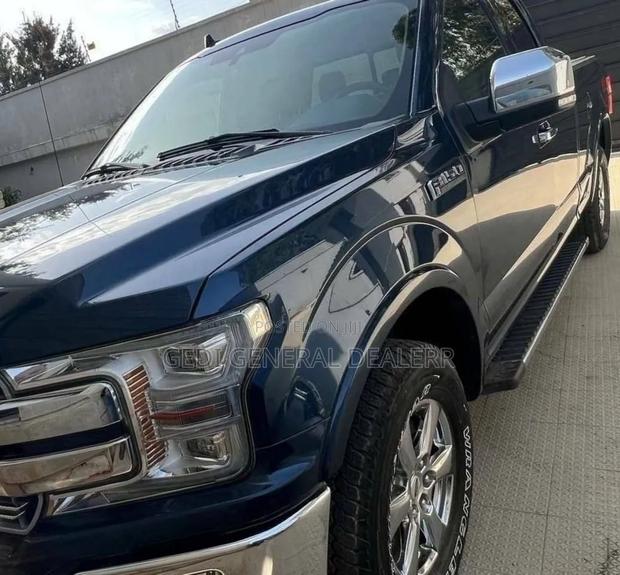 Ford F-150 2020 Blue