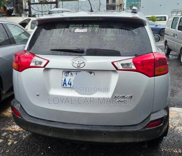 Toyota RAV4 2015 Silver