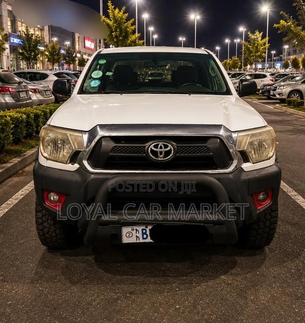 Toyota Tacoma 2015 White