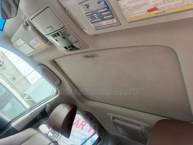 Toyota Land Cruiser 2018 Brown