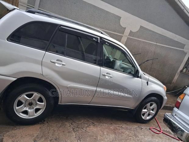 Toyota RAV4 2005 Silver