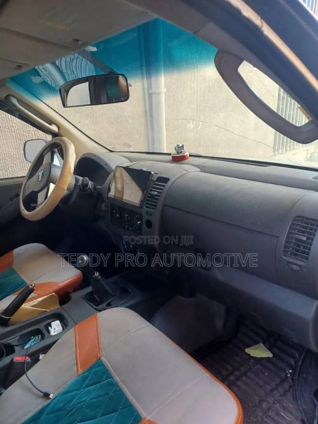 Nissan Navara 2008 Black