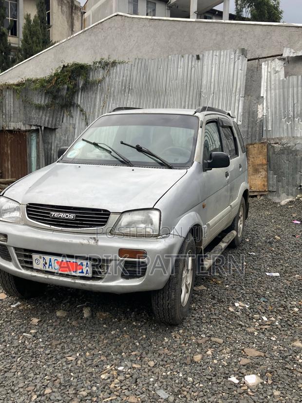 Daihatsu Terios 1999 Silver