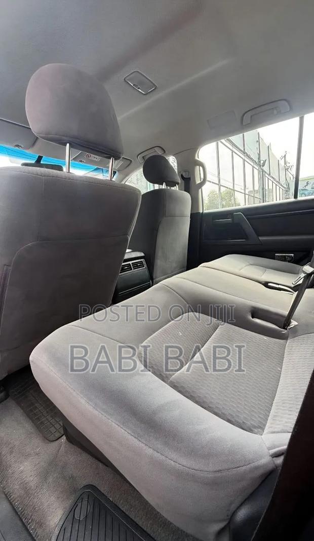 Toyota Land Cruiser 2014 White