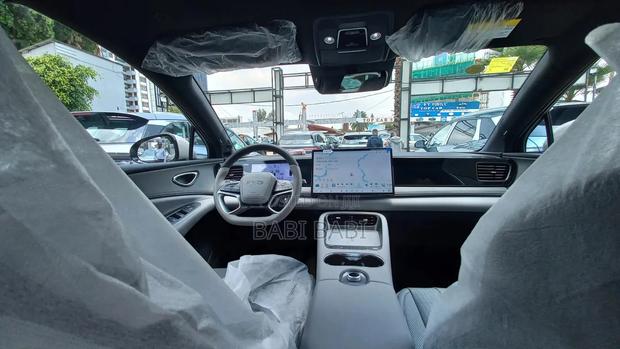 New BYD Sealion 06 EV 2026 Beige