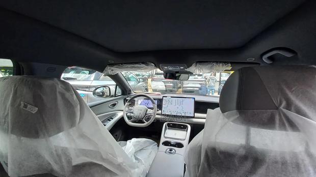New BYD Sealion 06 EV 2026 Beige