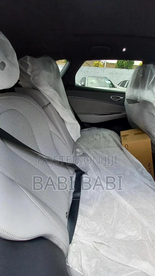 New BYD Sealion 06 EV 2026 Beige