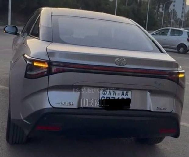 Toyota bZ3 63 kWh FWD 2023 Gray