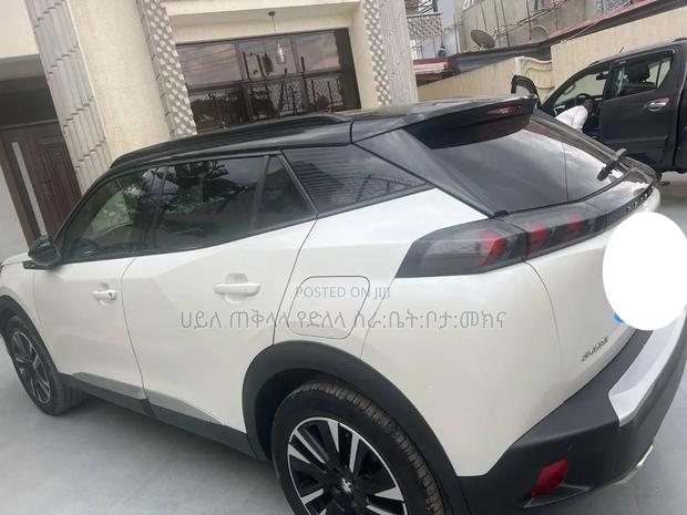 Peugeot 2008 2020 White