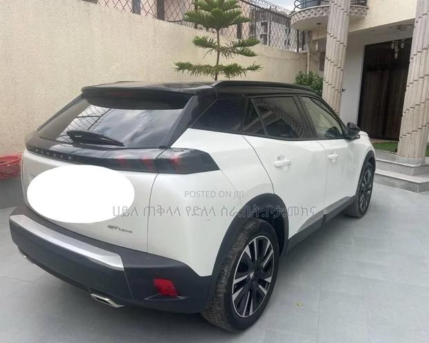 Peugeot 2008 2020 White