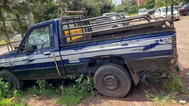 Toyota Hilux 2200 4x4 1986