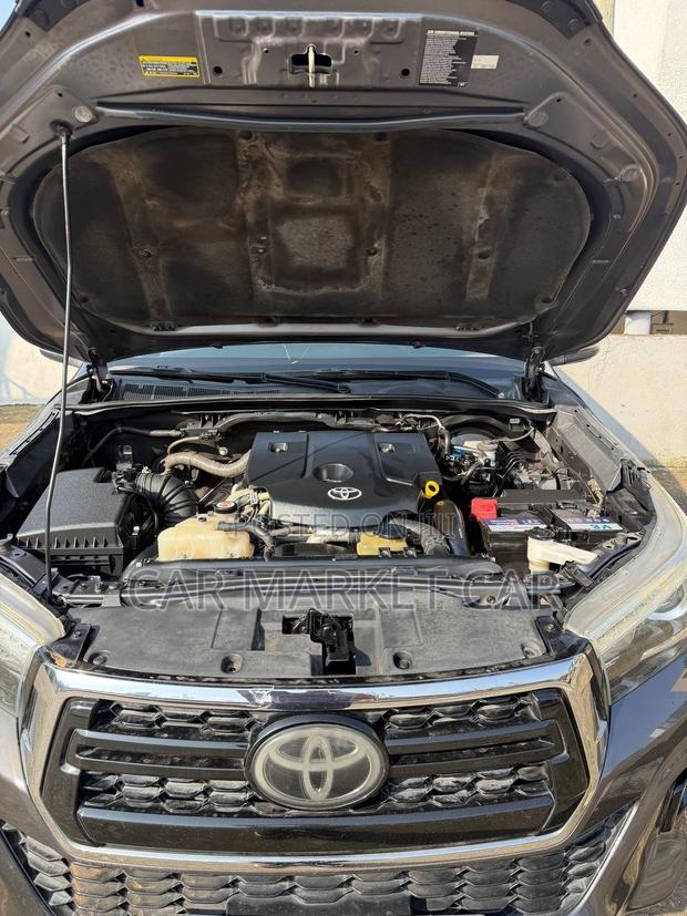 Toyota Hilux Revo Double Cab Deisel 2.8 AWD 2020 Gray