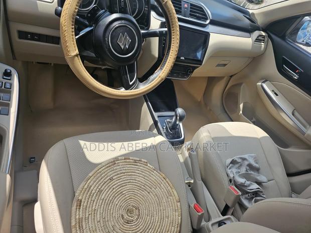 Suzuki Dzire 2022 Silver