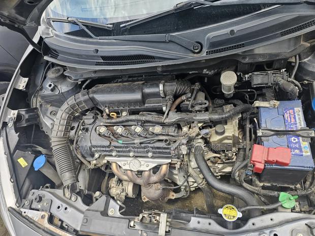Suzuki Dzire 2022 Silver