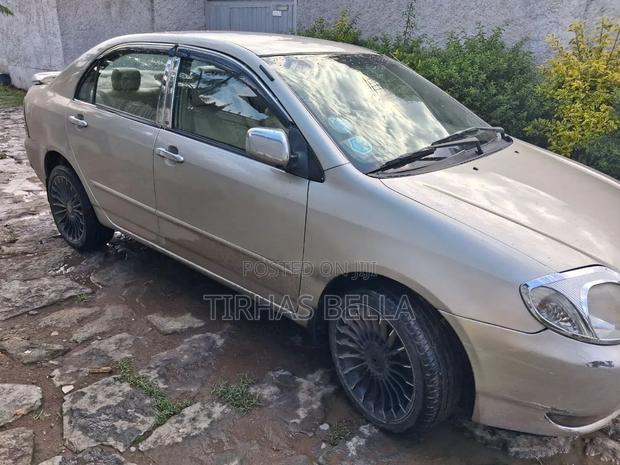 Toyota Corolla 2003 Gold