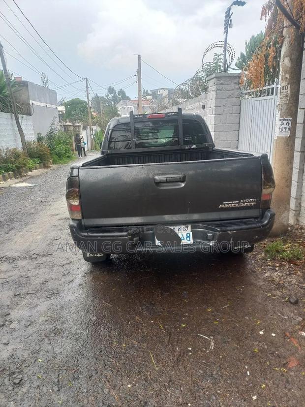 Toyota Tacoma 2008 Gray