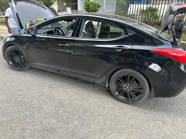 Hyundai Elantra 2014 Black