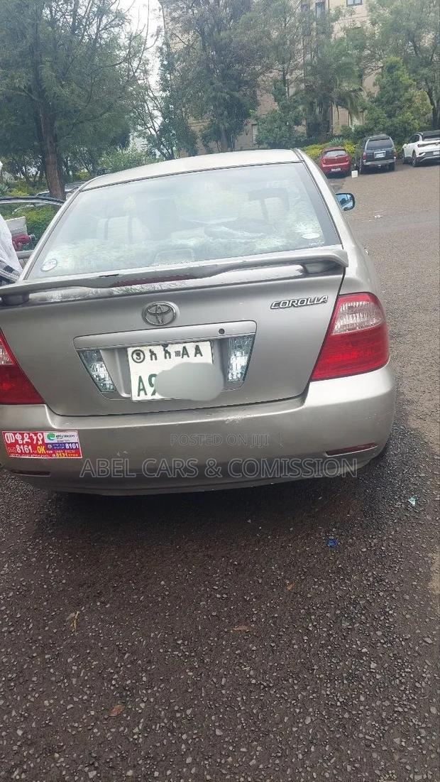 Toyota Corolla 2005 Gray