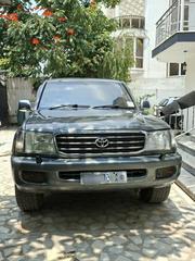 Toyota Land Cruiser 2001 Gray for sale
