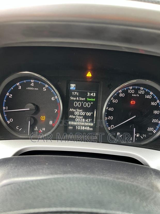 Toyota RAV4 2017 Gray