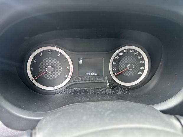 Hyundai I10 2022 Silver