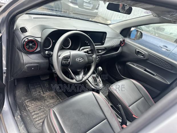 Hyundai I10 2022 Silver