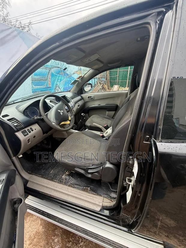 Mitsubishi L200 2008