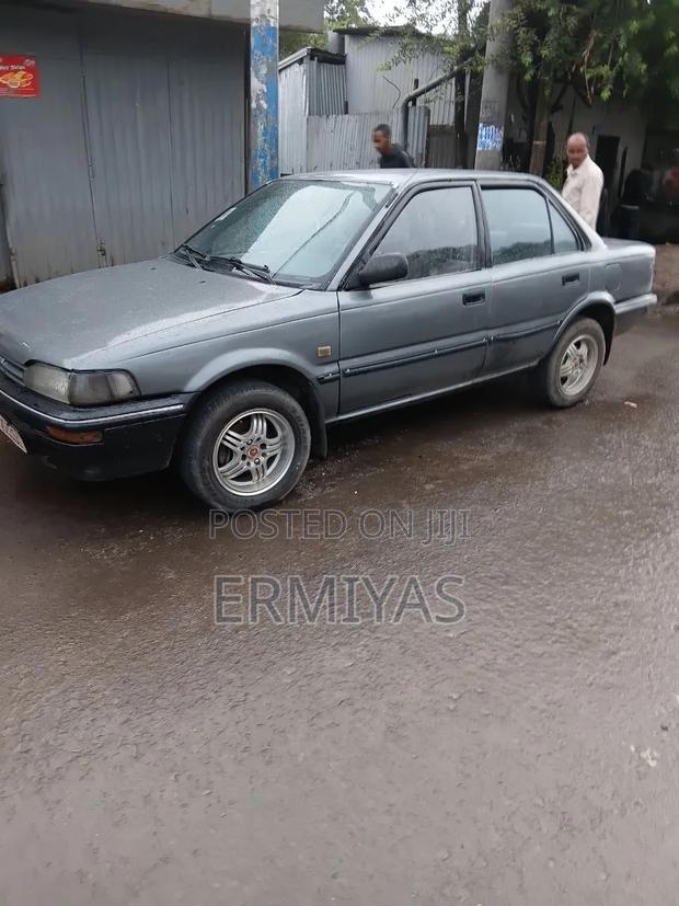Toyota Corolla II 1992 Silver