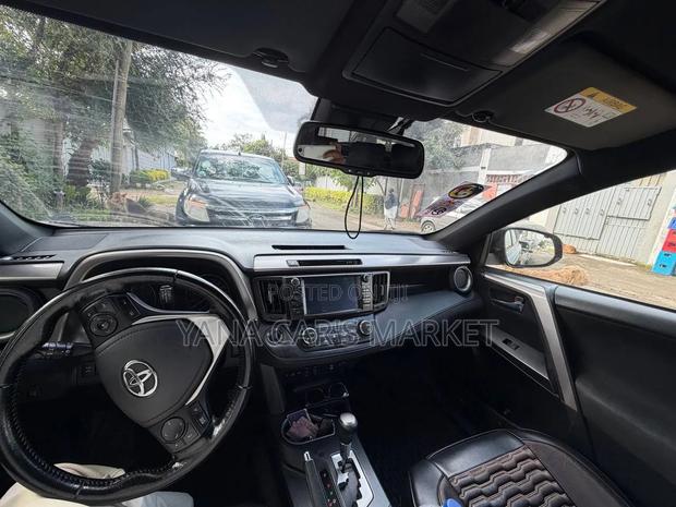 Toyota RAV4 2017 Black
