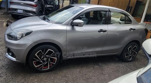 Suzuki Dzire 2022 Silver