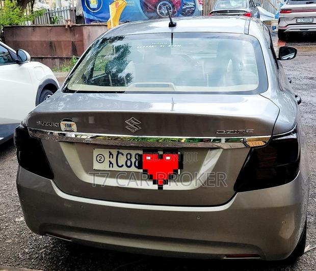 Suzuki Dzire 2022 Silver