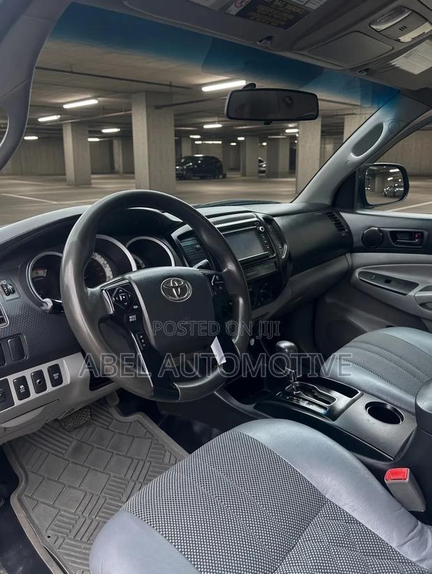 Toyota Tacoma 2014