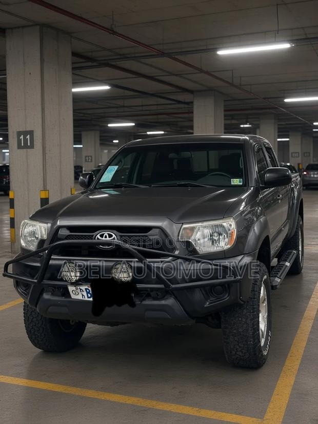 Toyota Tacoma 2014