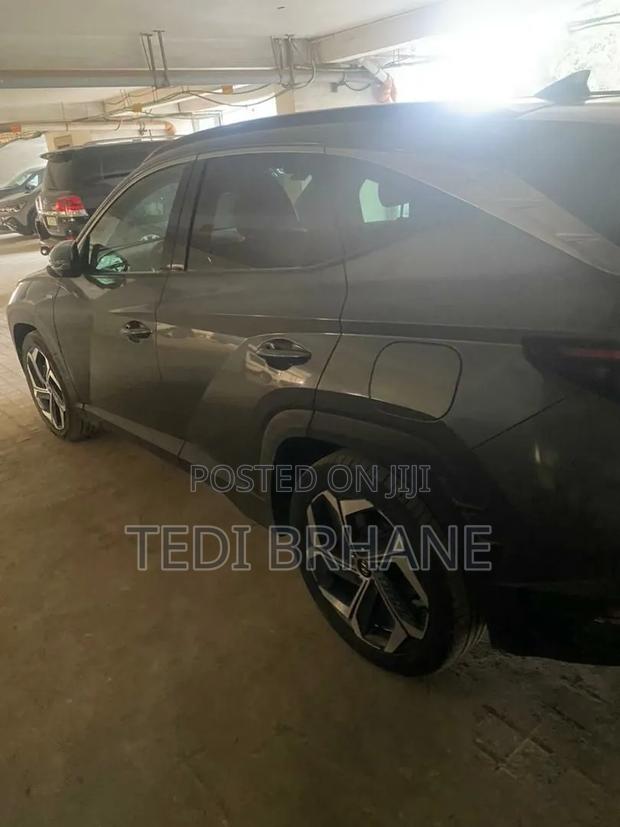 Hyundai Tucson 2022 Green