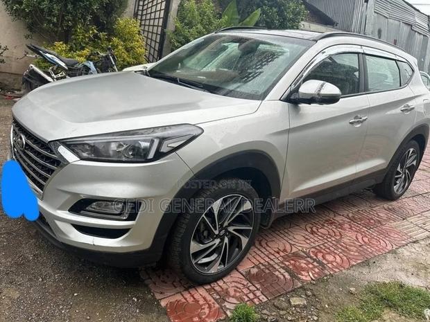 Hyundai Tucson Ultimate FWD 2020 Silver