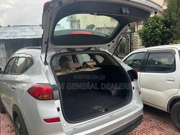 Hyundai Tucson Ultimate FWD 2020 Silver