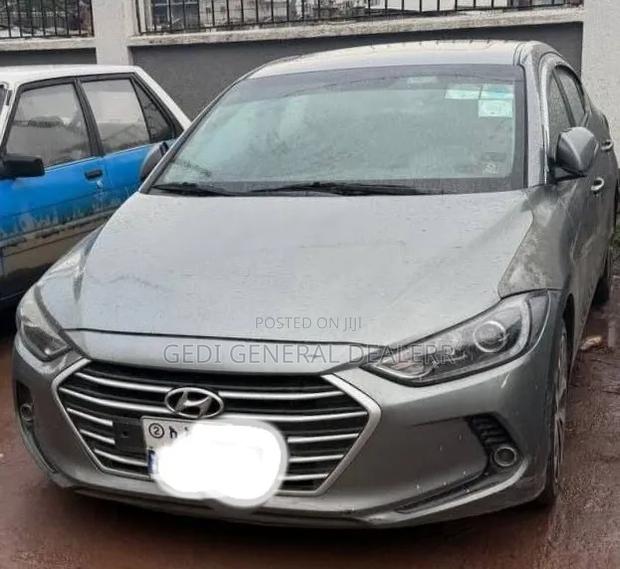 Hyundai Avante 2017 Silver