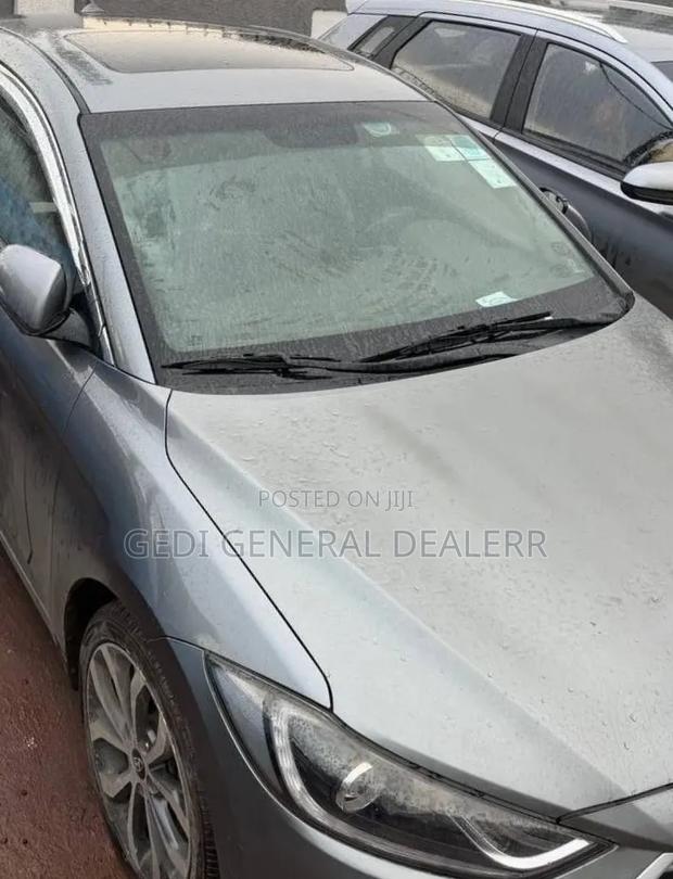 Hyundai Avante 2017 Silver