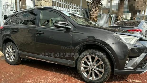 Toyota RAV4 2018 Black