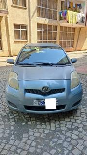 Toyota Yaris 2010 Silver for sale
