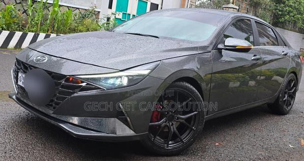 Hyundai Avante 2022 Gray