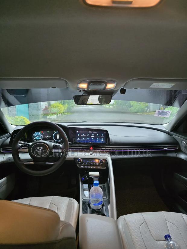 Hyundai Avante 2022 Gray