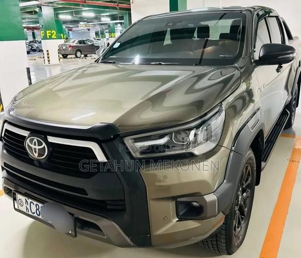 New Toyota Hilux 2025